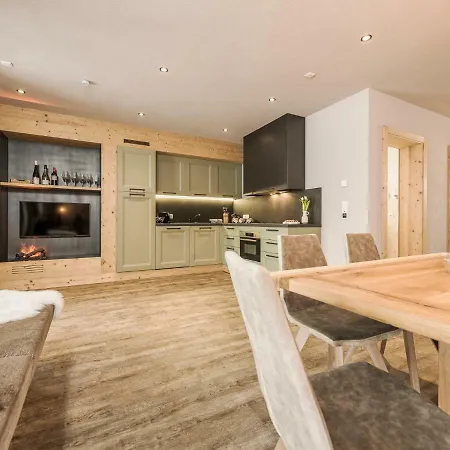 Zillertaler Hofchalets Stumm