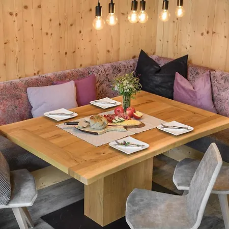 Chalet Zillertaler Hofchalets Stumm